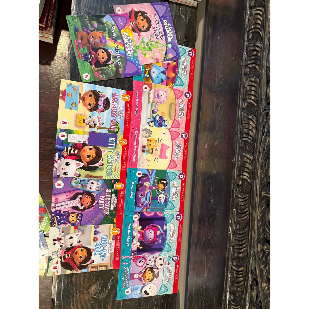 Gabby's Dollhouse Scholastic Book Lot Level 1 Readers Phonics 10 Books Netflix